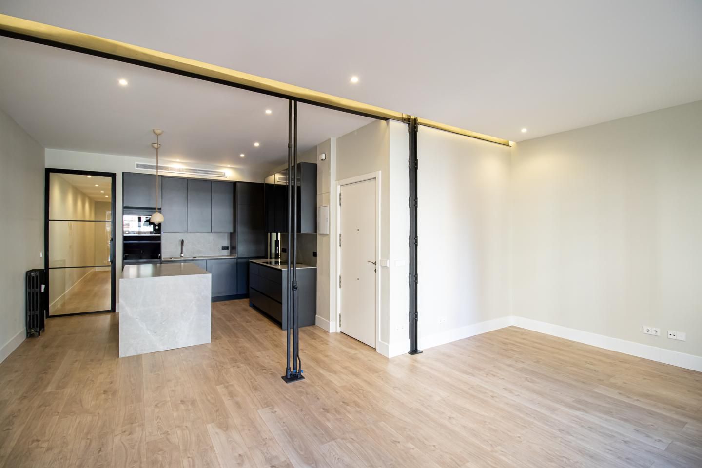 Flat to rent in  Madrid Capital  with Air Conditioner, Heating and Terrace