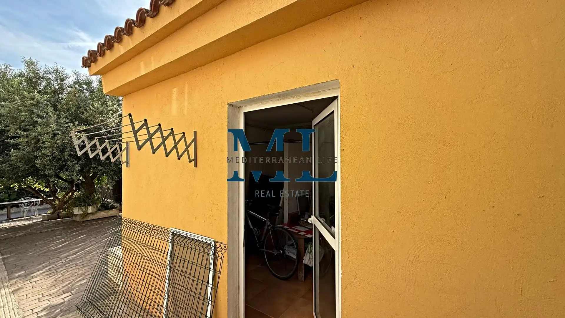 Terrassa de Casa o xalet en venda en Vilanova i la Geltrú amb Calefacció, Jardí privat i Piscina