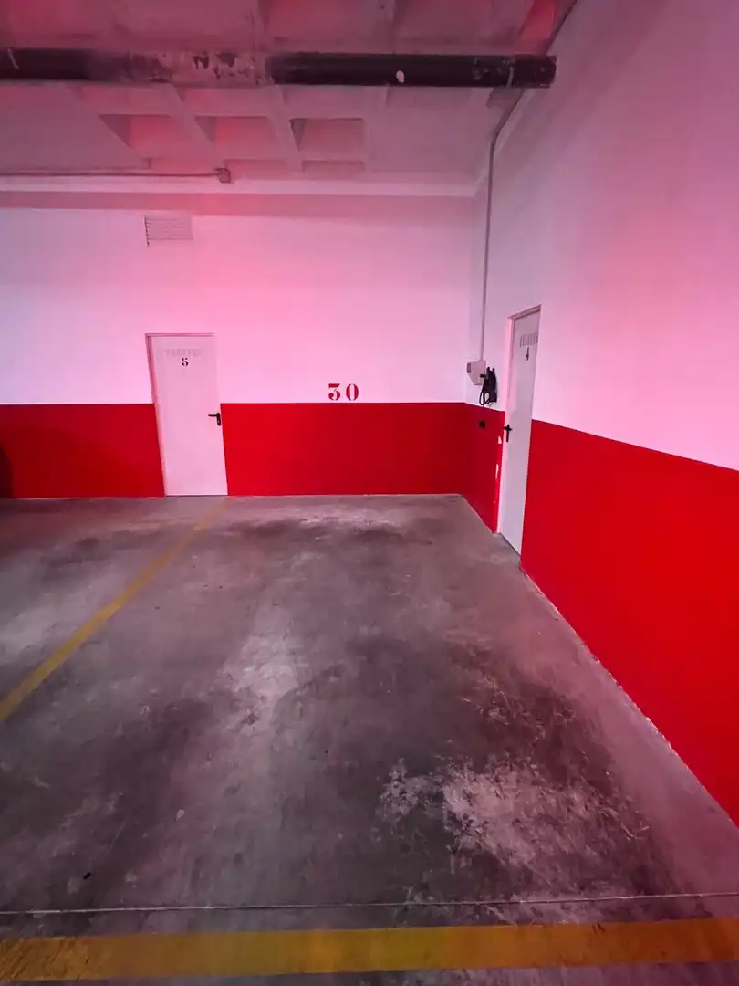Parking of Attic for sale in Elche / Elx  with Air Conditioner, Heating and Private garden