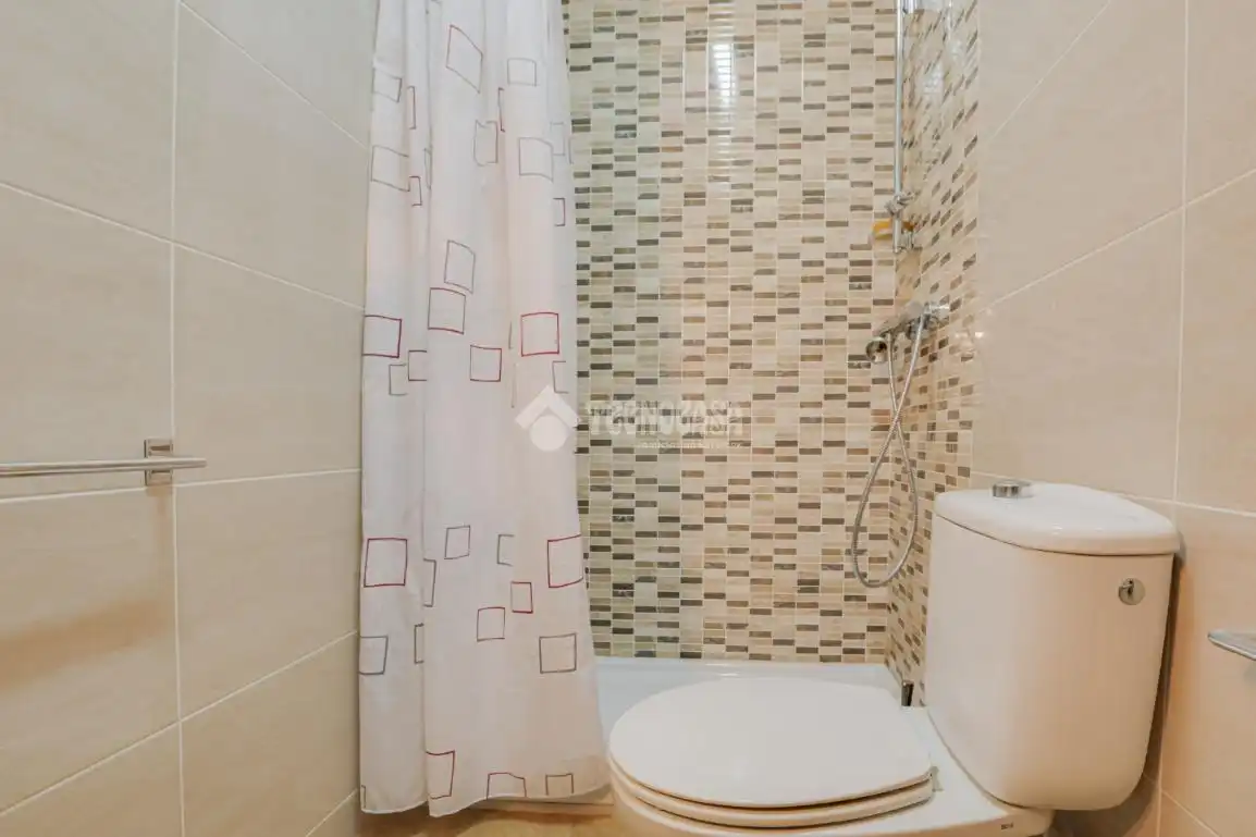 Baño de Casa adosada en venta en Terrassa