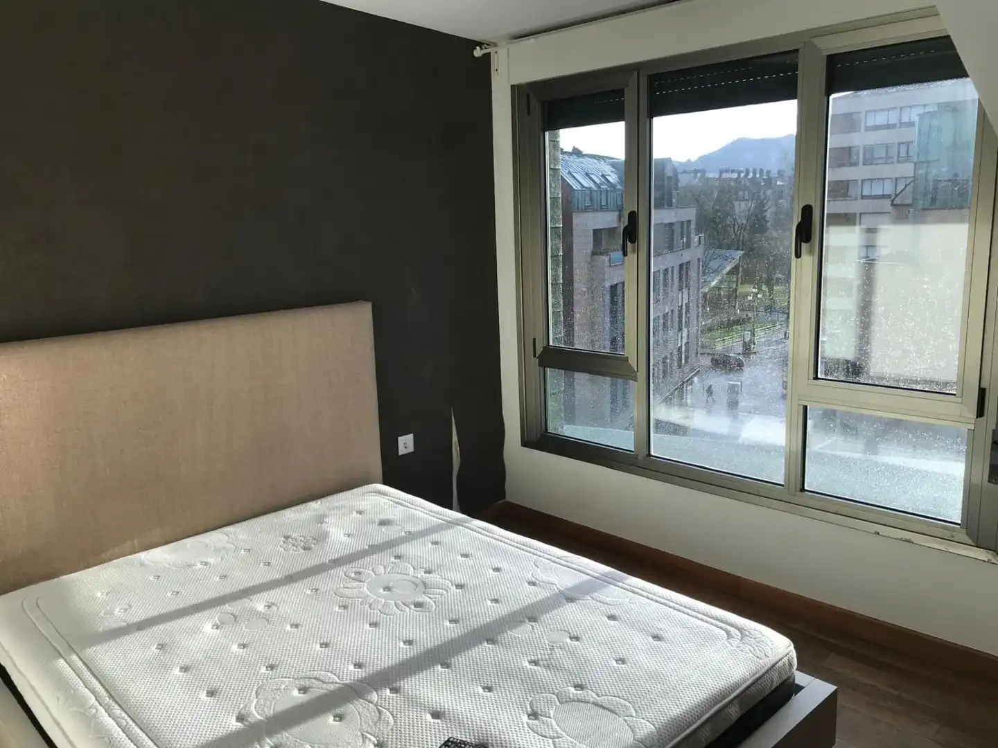 Habitación de Dúplex en venta en Torrelavega  con Aire acondicionado y Calefacción