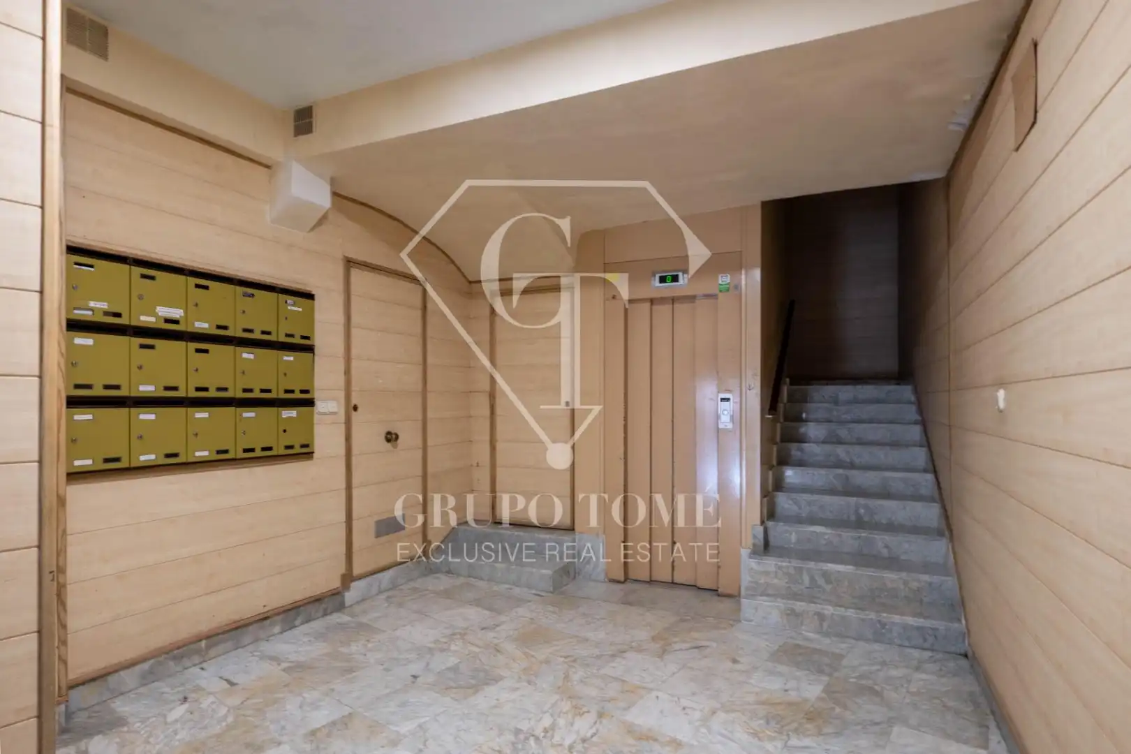 Piso en venta en Donostia - San Sebastián  con Calefacción, Amueblado y Balcón