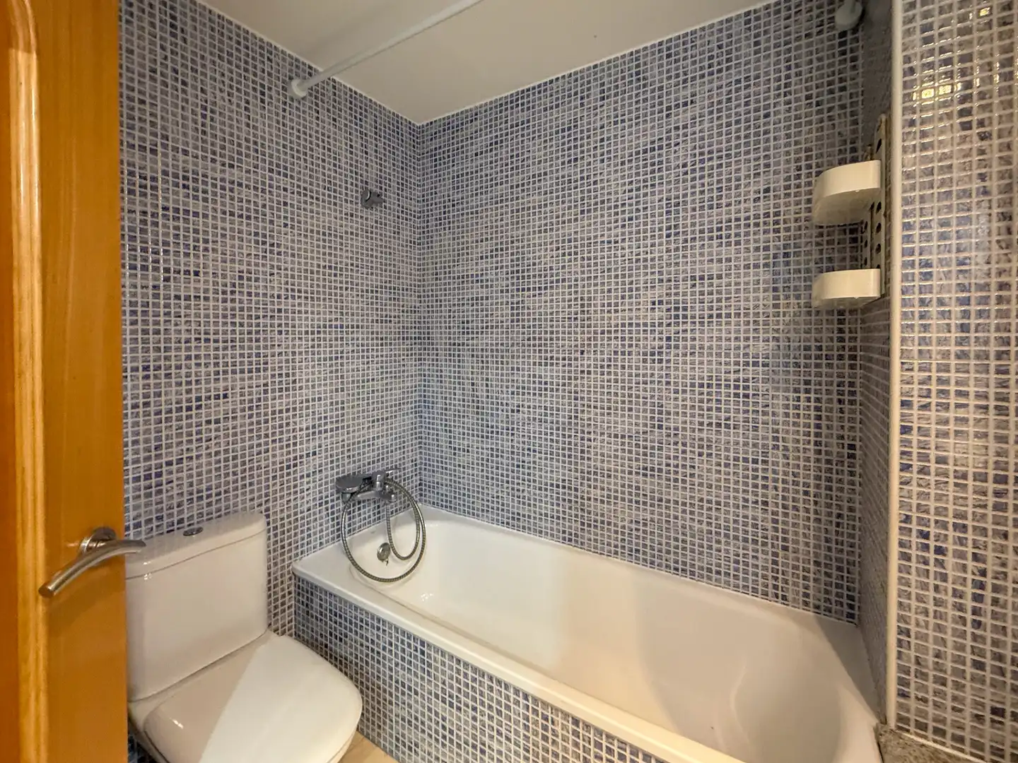 Baño de Piso en venta en Torroella de Montgrí con Calefacción, Horno y Balcón