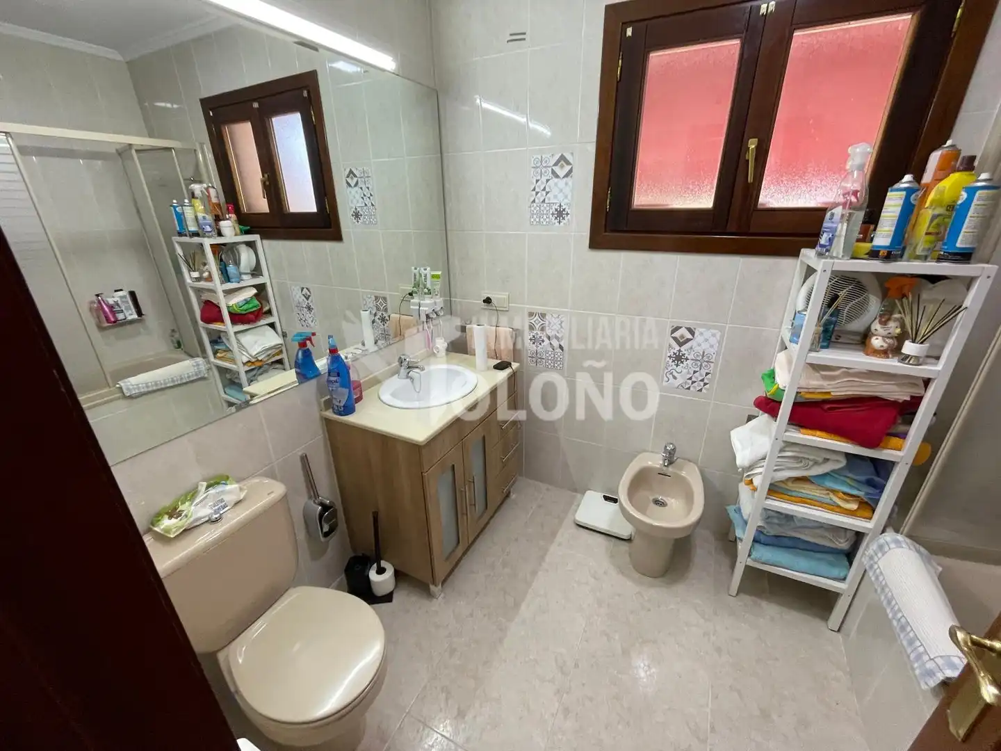Bany de Casa o xalet en venda en Anguciana amb Aire condicionat, Calefacció i Jardí privat