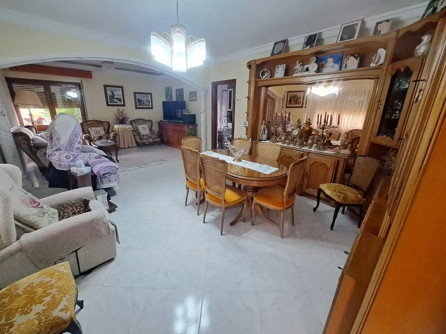Sala de estar de Casa o chalet en venta en Breda con Aire acondicionado, Calefacción y Jardín privado