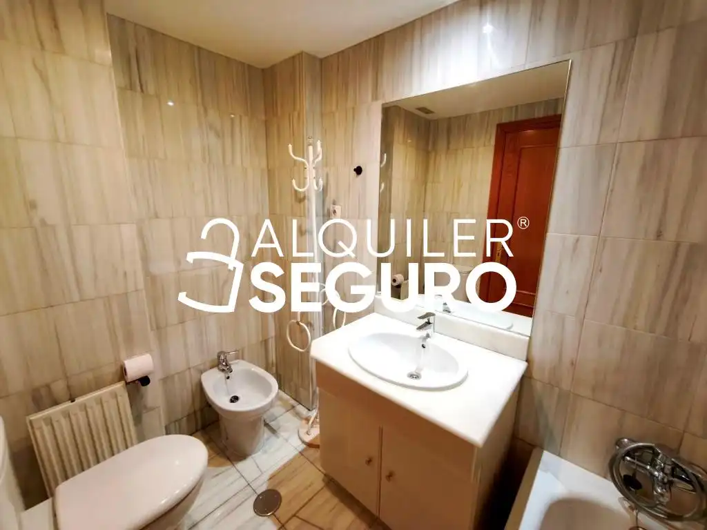 Bany de Pis de lloguer en Valderas - Los Castillos