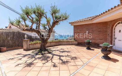 Terrassa de Casa o xalet en venda en Caldes d'Estrac amb Calefacció, Jardí privat i Terrassa