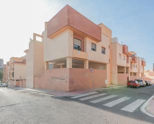 Exterior view of Flat for sale in  Almería Capital