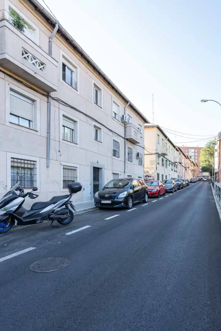 Exterior view of Flat for rent in Madrid  with Heating, Furnished and Oven