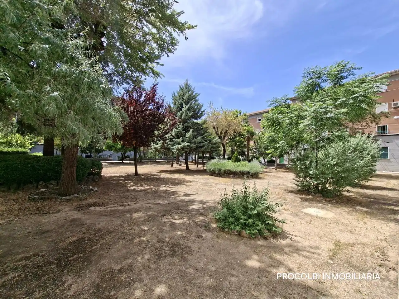 Ground floor for sale in Madrid  with Air Conditioner and Heating
