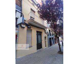 Exterior view of Building for sale in  Barcelona Capital