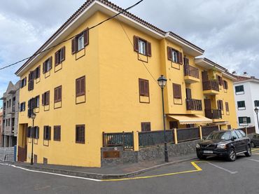 Piso con ascensor en venta en Calle las Mirleras
