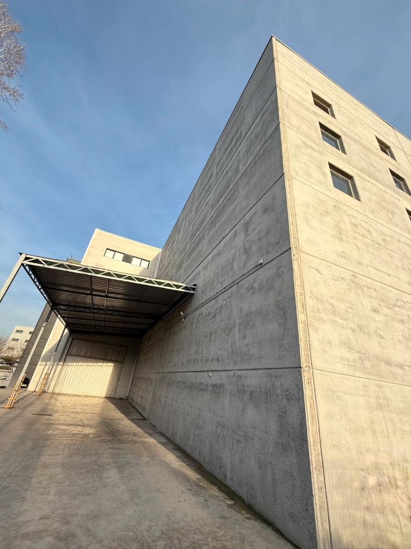 Exterior view of Industrial buildings for rent in Santa Perpètua de Mogoda