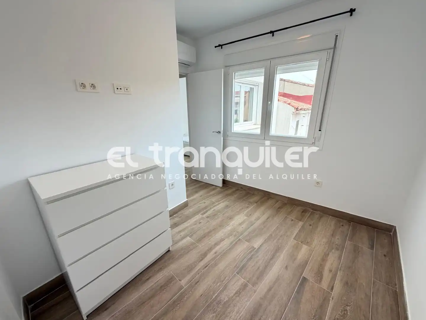 Bedroom of Flat for rent in Paracuellos de Jarama  with Air Conditioner and Parquet flooring