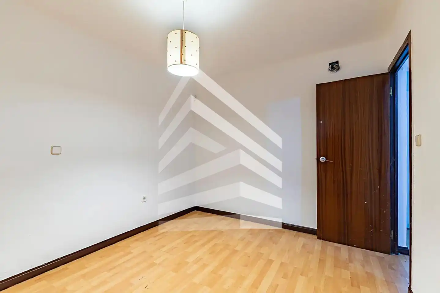 Habitación de Piso en venta en Badalona con Parquet