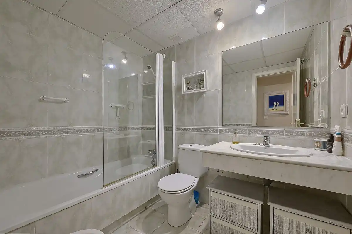 Piso con ascensor en venta en Río Real - Los Monteros, imagen 20