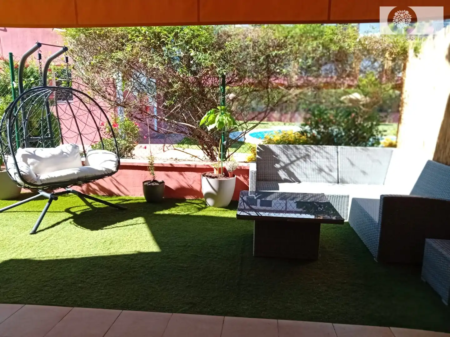 Terrasse von Wohnung zum Verkauf in Ayamonte mit Klimaanlage, Privatgarten und Möbliert