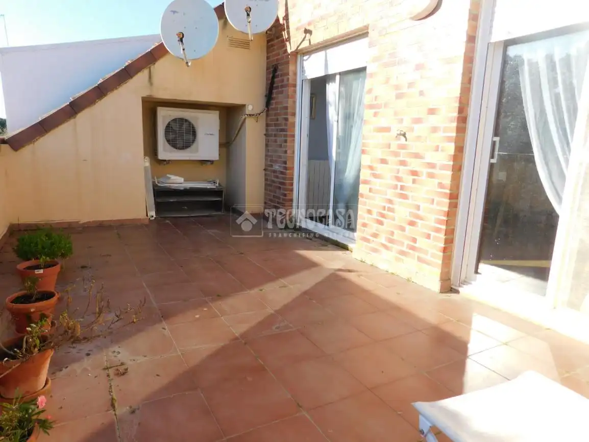 Terrasse von Einfamilien-Reihenhaus zum Verkauf in Villanueva de Gállego