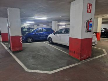Parkplatz mit Aufzug zum Verkauf in Calle Manuel Allende