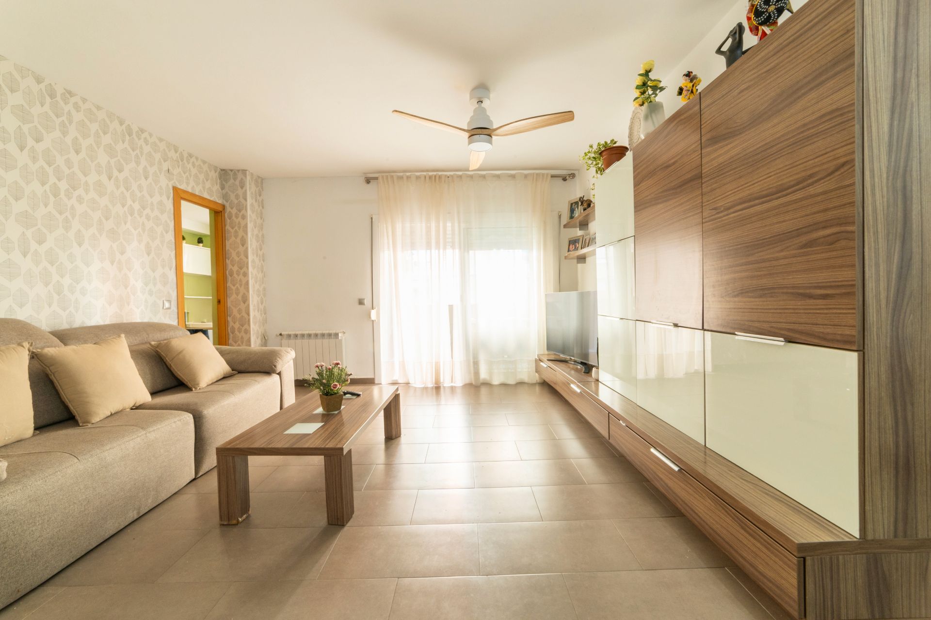 Sala de estar de Piso en venta en La Llagosta con Aire acondicionado y Balcón