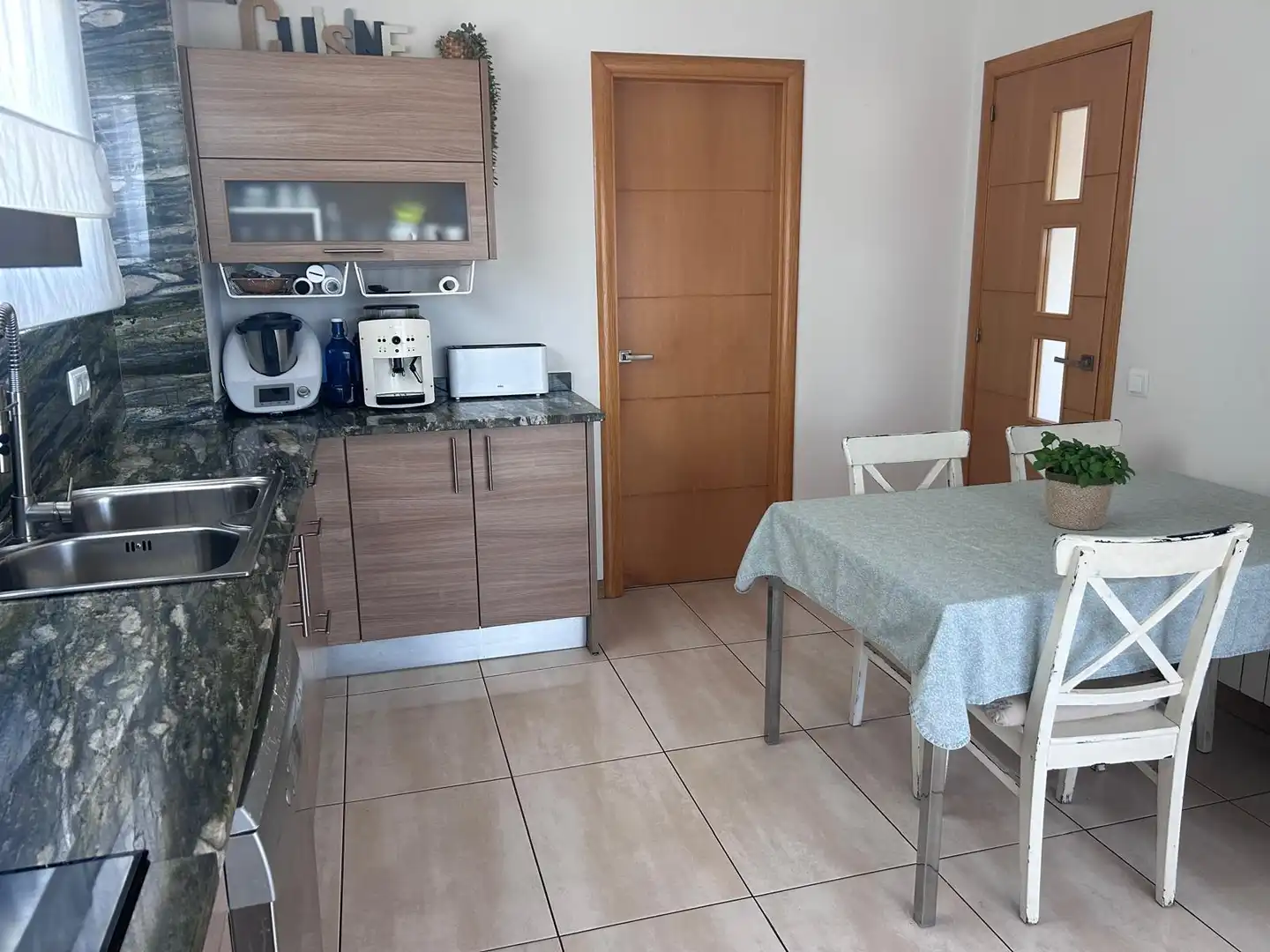 Cocina de Piso en venta en Gurb con Calefacción, Terraza y Horno