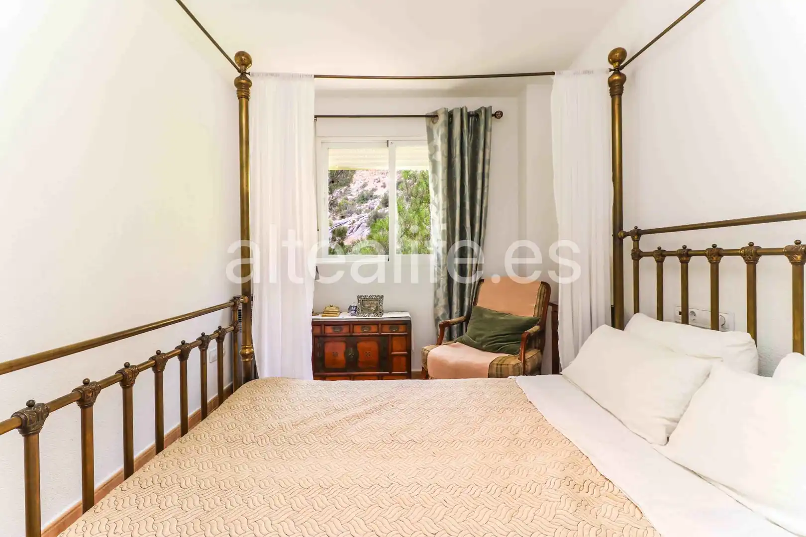 Habitación de Apartamento de alquiler en Altea con Terraza, Amueblado y Horno