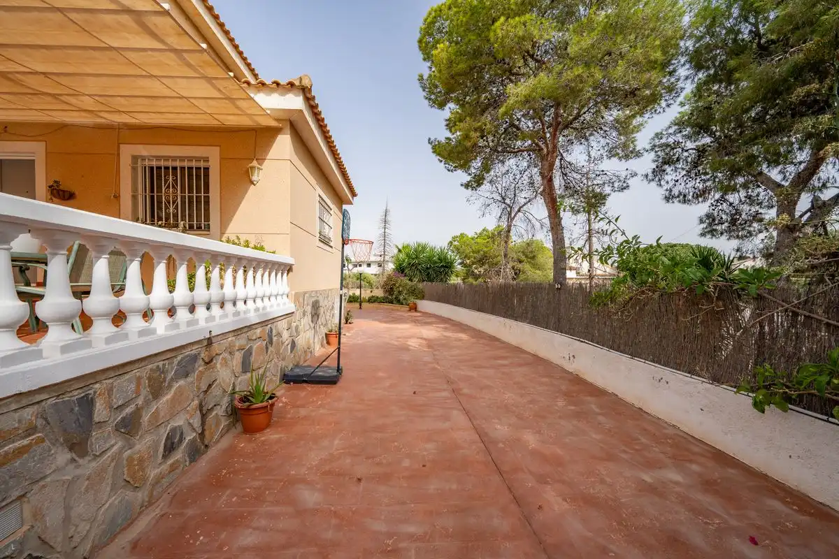 Villa mit Terrasse zum Verkauf in Los Girasoles, imagen 52