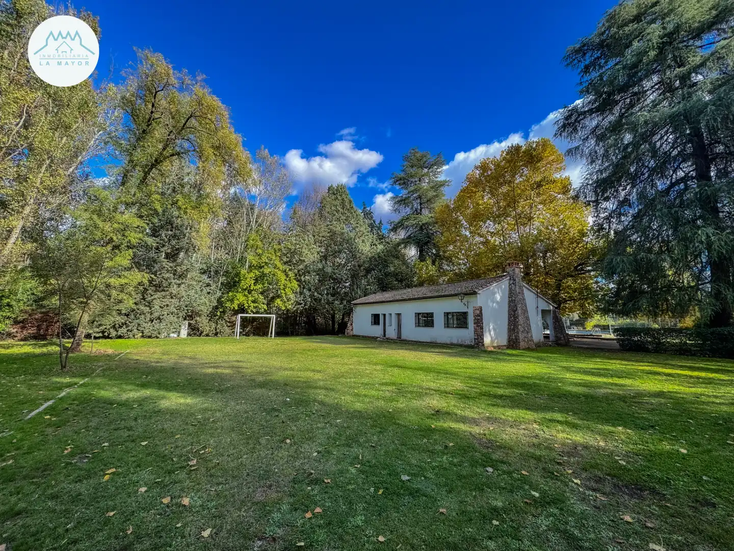 Vista exterior de Casa o chalet en venta en Piedrabuena con Calefacción, Jardín privado y Terraza