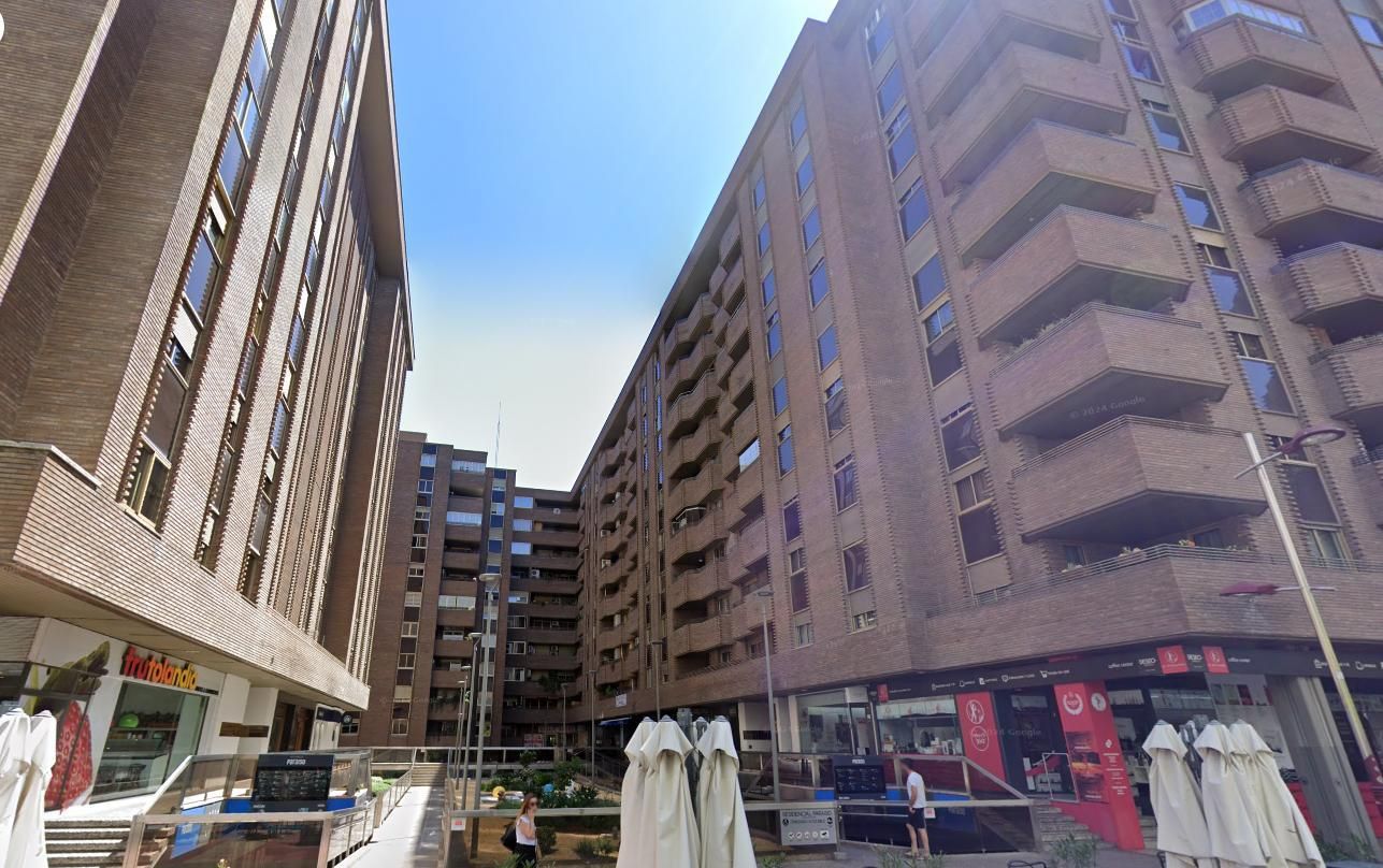 Vista exterior de Piso en venta en  Zaragoza Capital con Aire acondicionado, Calefacción y Parquet