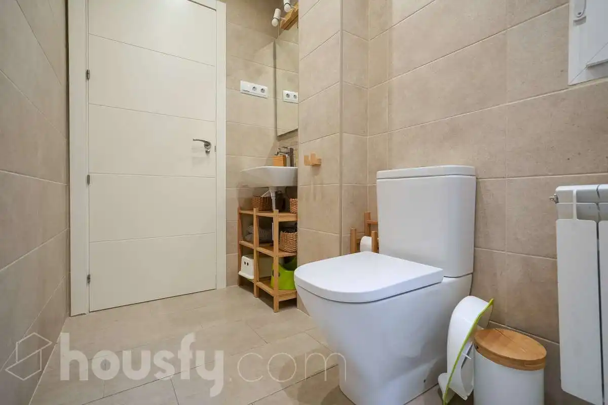 Badezimmer von Einfamilien-Reihenhaus zum Verkauf in San Sebastián de los Reyes mit Klimaanlage, Heizung und Terrasse