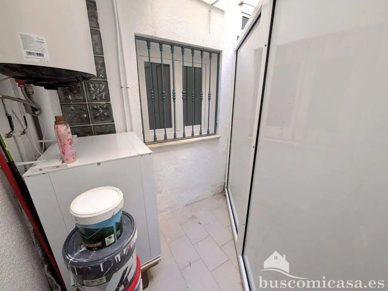 Flat for rent in Calle Canalejas, Centro ciudad