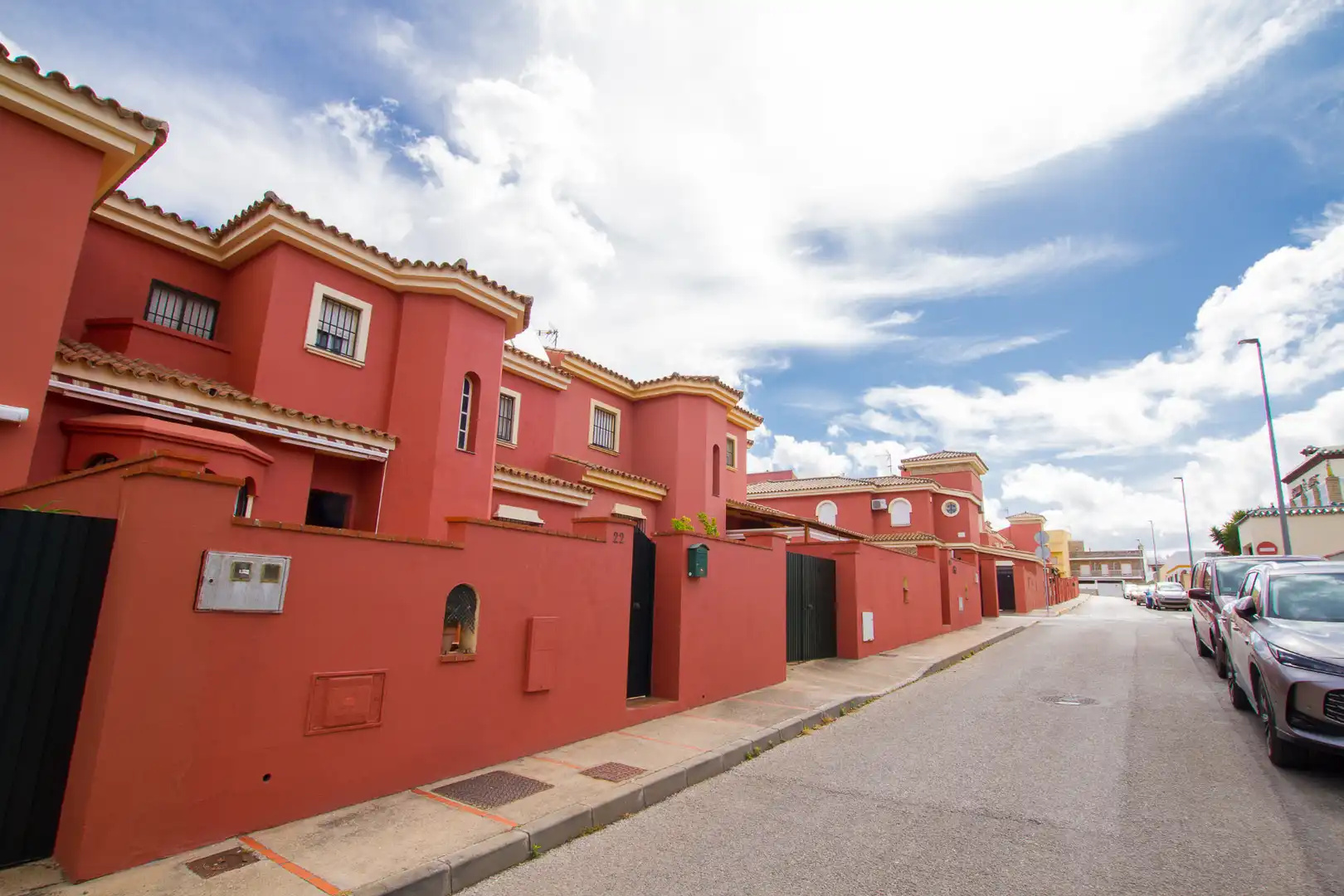 Vista exterior de Casa adosada en venta en Chiclana de la Frontera con Amueblado