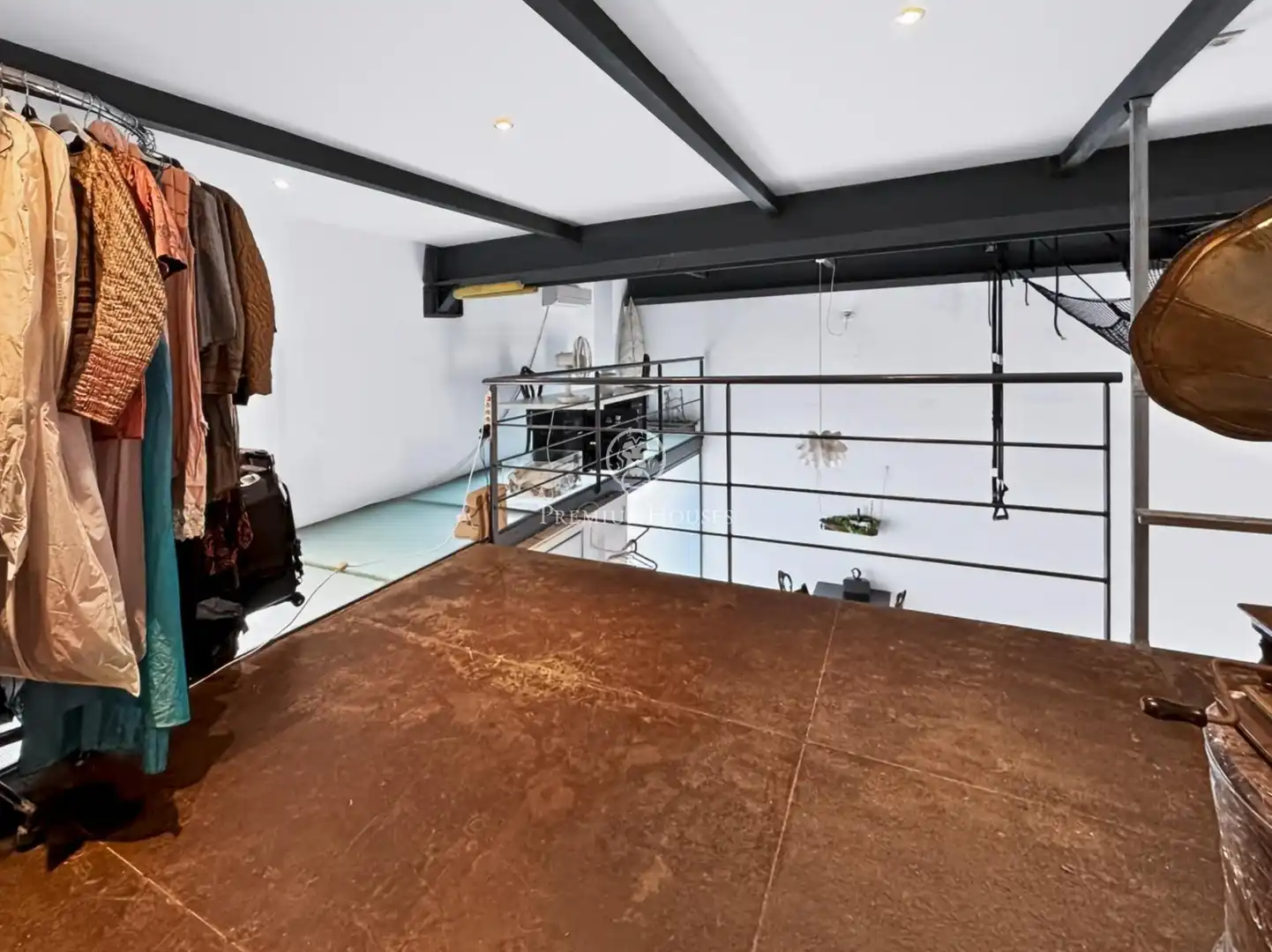 Wohnung zum Verkauf in Barcelona mit Klimaanlage