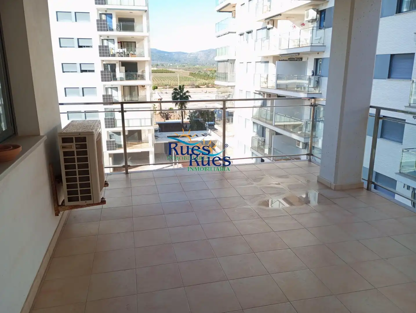 Piso con piscina en venta en Avenida CENTRAL, imagen 3