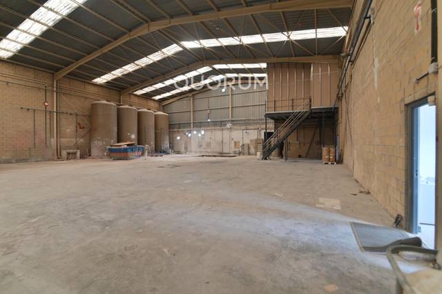 Nave industrial en Venta en Abanto y Ciérvana-Abanto Zierbena