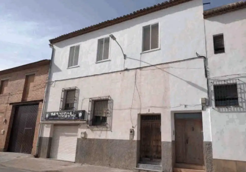 Vista exterior de Casa adosada en venta en Villanueva de los Infantes (Ciudad Real)