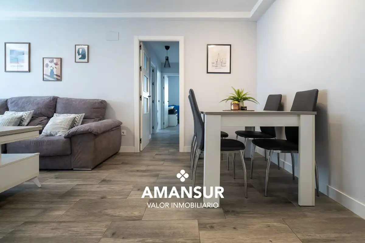 Flat for sale in Plaza Dulcinea, Nuevo Parque - Los Rosales - Tráfico Pesado