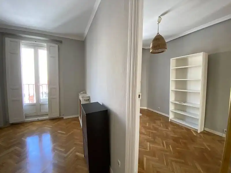 Flat for rent in FUENCARRAL , Trafalgar