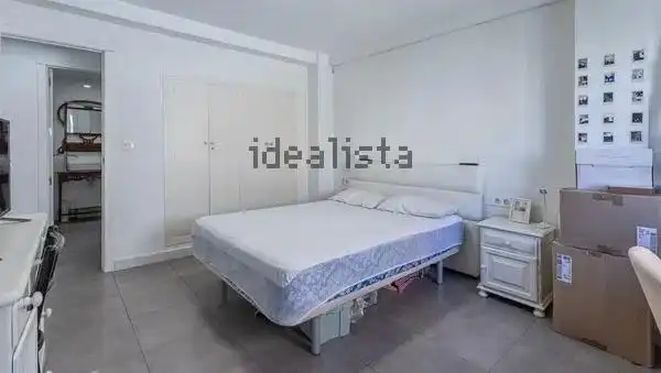 Dormitori de Pis en venda en Granada amb Calefacció i Moblat