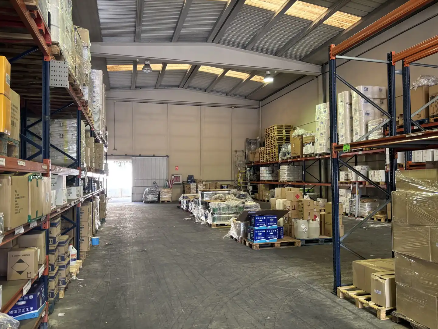 Industrial buildings for rent in Rubí
