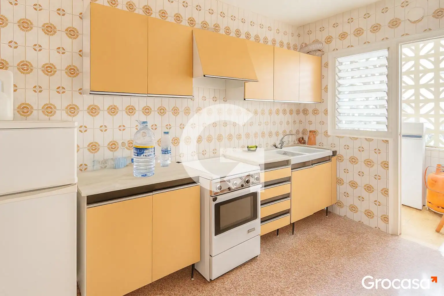 Küche von Erdgeschoss zum Verkauf in Cunit mit Privatgarten und Terrasse