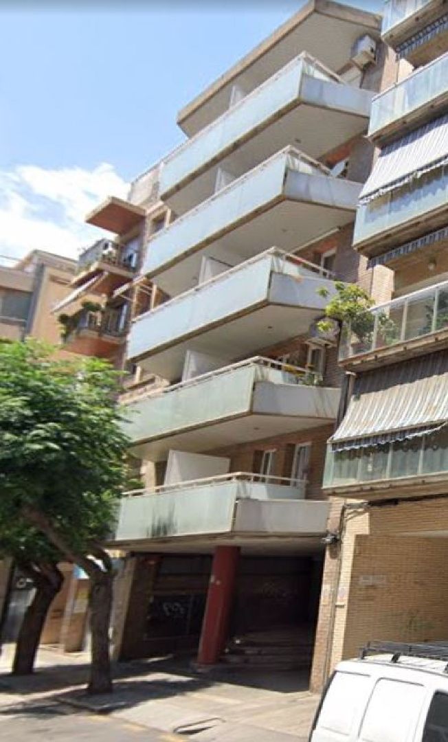 Vista exterior de Estudi en venda en Reus amb Terrassa