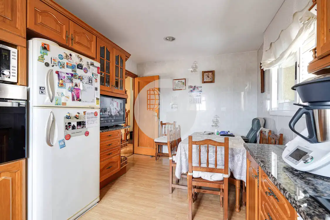 Cocina de Casa o chalet en venta en Viladecans con Aire acondicionado, Calefacción y Terraza