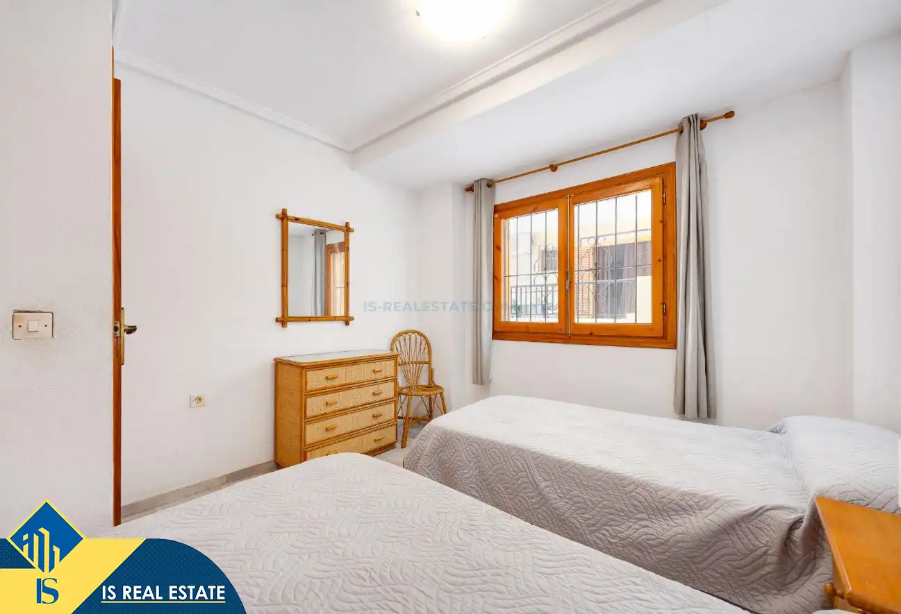 Bedroom of Apartments for sale in Torrevieja  with Heating, Terrace and Furnished