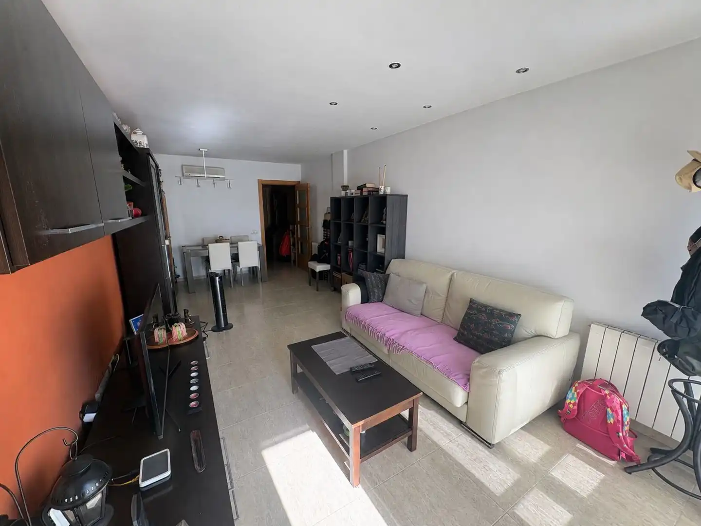 Wohnzimmer von Wohnung zum Verkauf in Esparreguera mit Heizung und Balkon