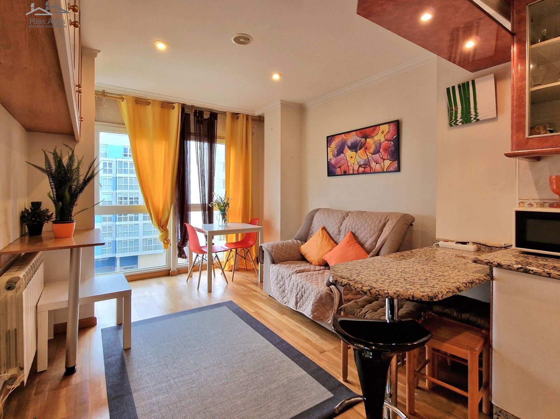 Apartamento de alquiler en Calle EMILIO GONZALEZ LOPEZ, Los Rosales