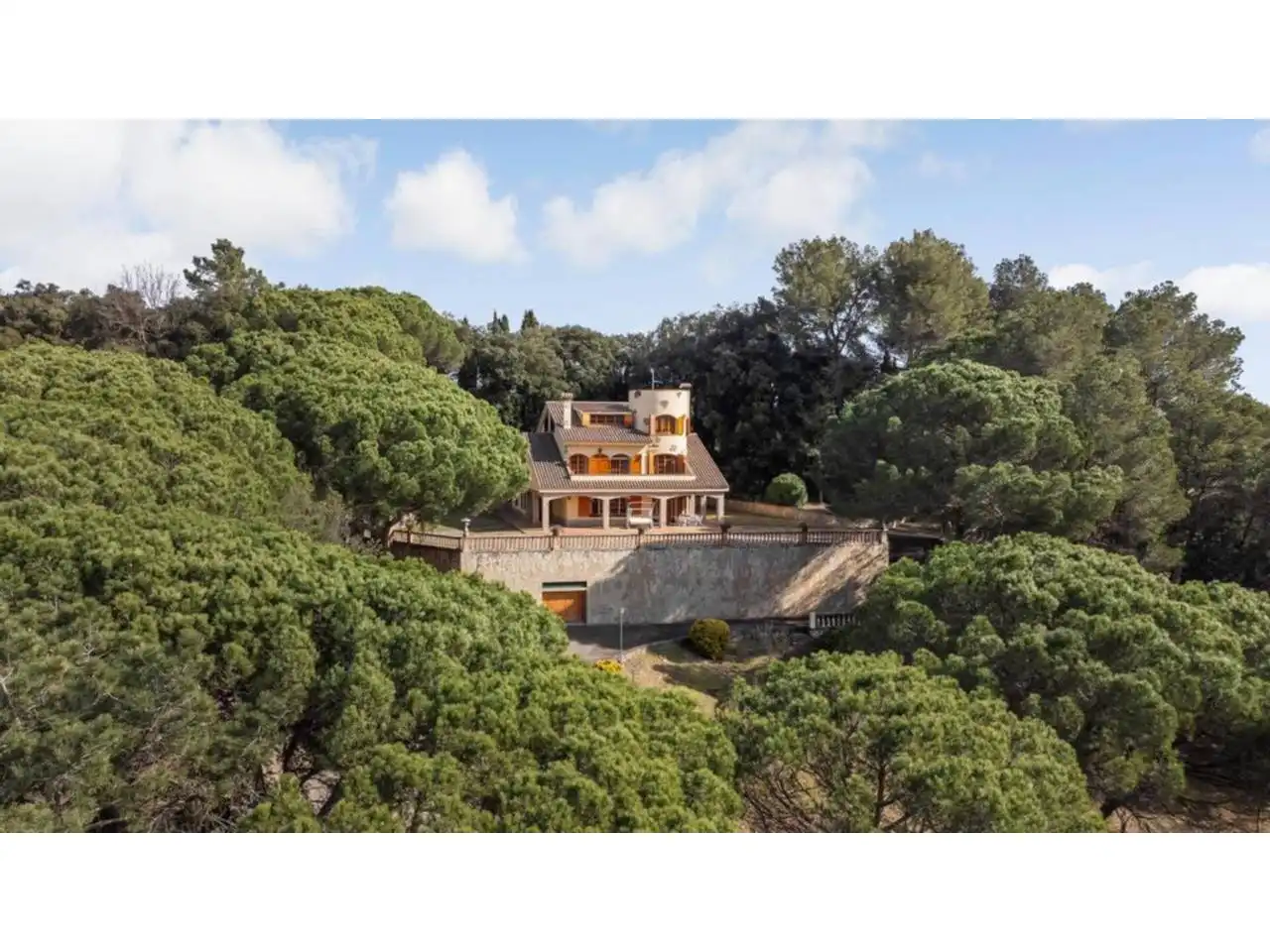 Vista exterior de Finca rústica en venda en Sant Feliu de Buixalleu amb Calefacció, Jardí privat i Terrassa