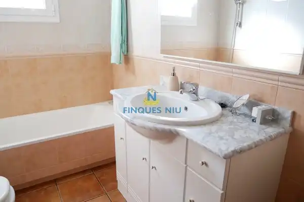 Bathroom of Houses for sale in Maçanet de la Selva  with Private garden