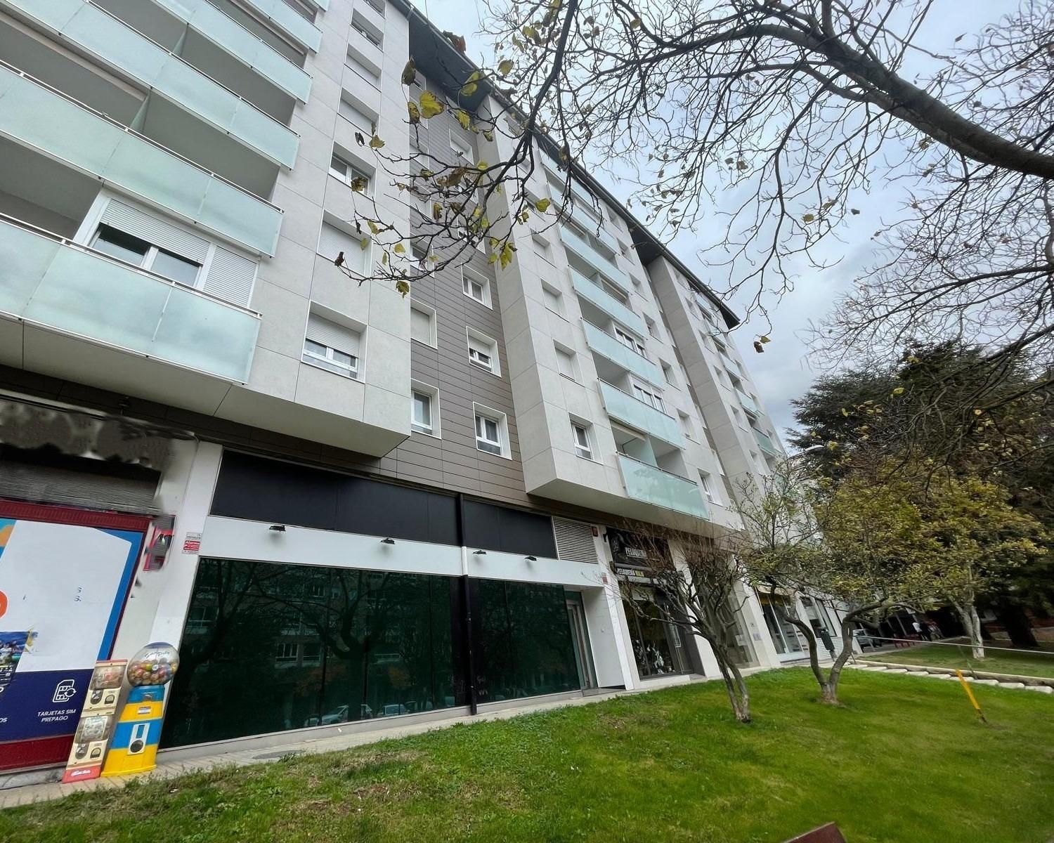 Exterior view of Premises to rent in Barañáin / Barañain  with Air Conditioner
