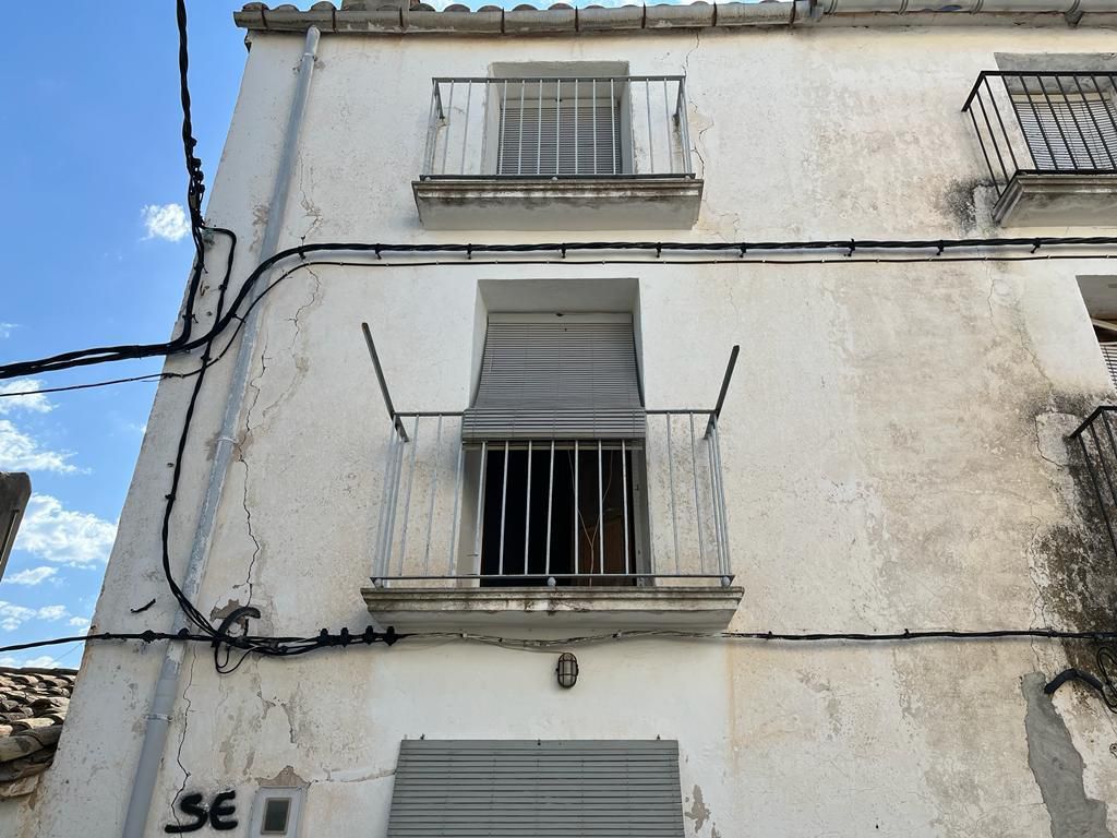 Vista exterior de Casa o xalet en venda en Tales amb Terrassa, Traster i Balcó